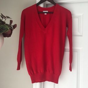 Gap v-neck sweater